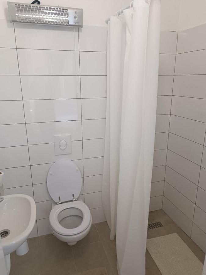 Studio Apartman Brletic Tounj Dış mekan fotoğraf